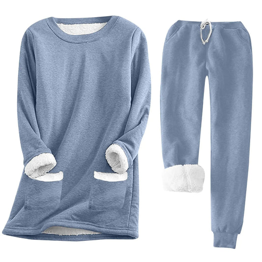 Women’s Sherpa-Lined Fleece Tracksuit Set – Cozy Winter Loungewear